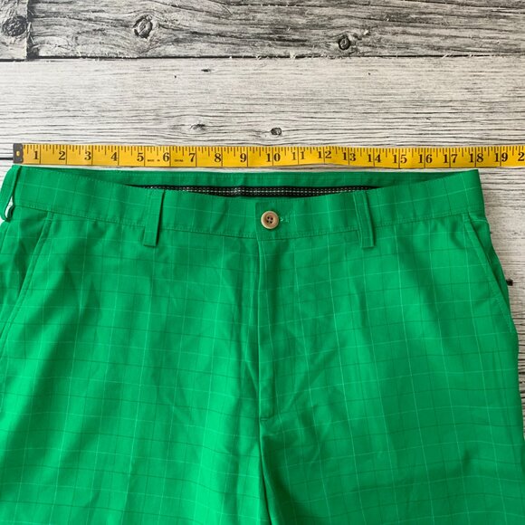 Izod Golf Plaid Flat Front Casual Shorts - Picture 7 of 11